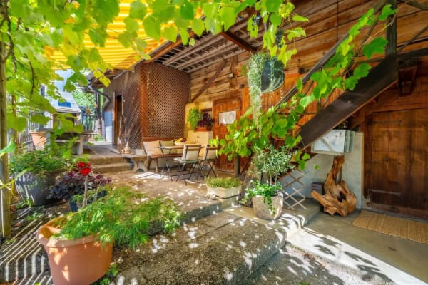 Immobilie in Zweisimmen - Simmentaler Bauernhaus mit zwei Wohnungen und freier  Bergsicht - Bild 10