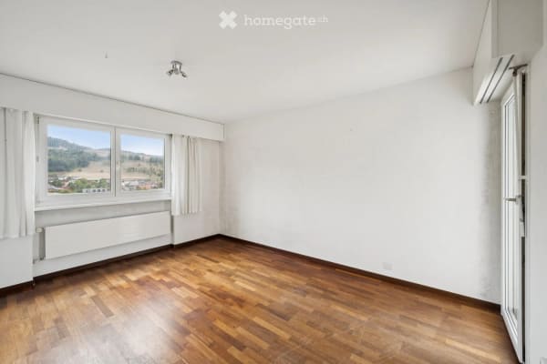 Immobilie in Wil Ag - Panoramalage mit viel Potenzial, zwei Wohnungen und grosse Terrasse - Bild 4