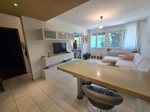 Immobilie in Melide - Helle 2,5-Zi. Wohnung mit Seeblick mit Terrasse und Parkplatz - Bild 7