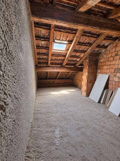 Immobilie in Camorino - Casa di nucleo con grande giardino - Bild 9