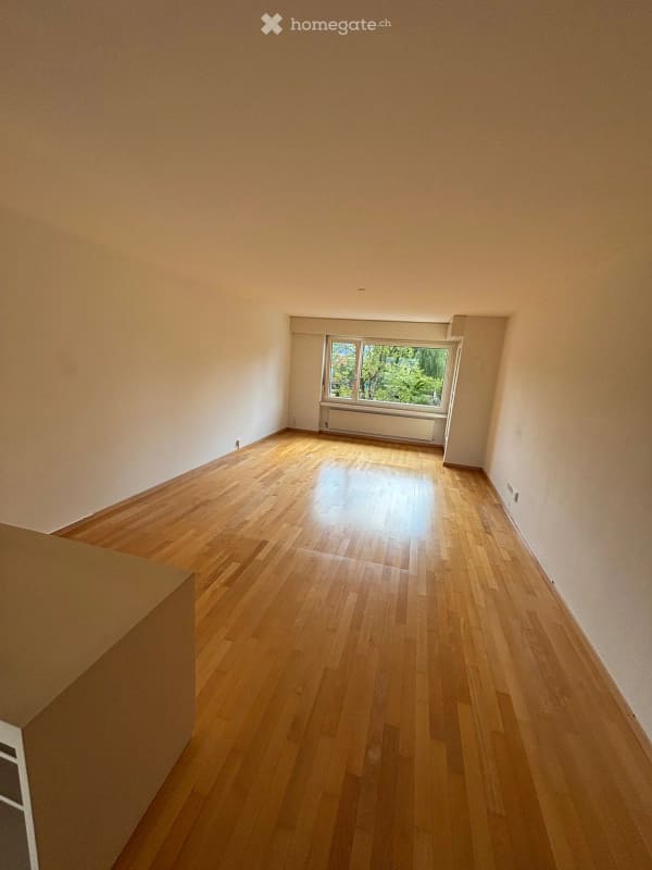Immobilie in Würenlos - Schöne 3½-Zimmerwohnung mit Balkon in gepflegtem Zustand - Bild 1