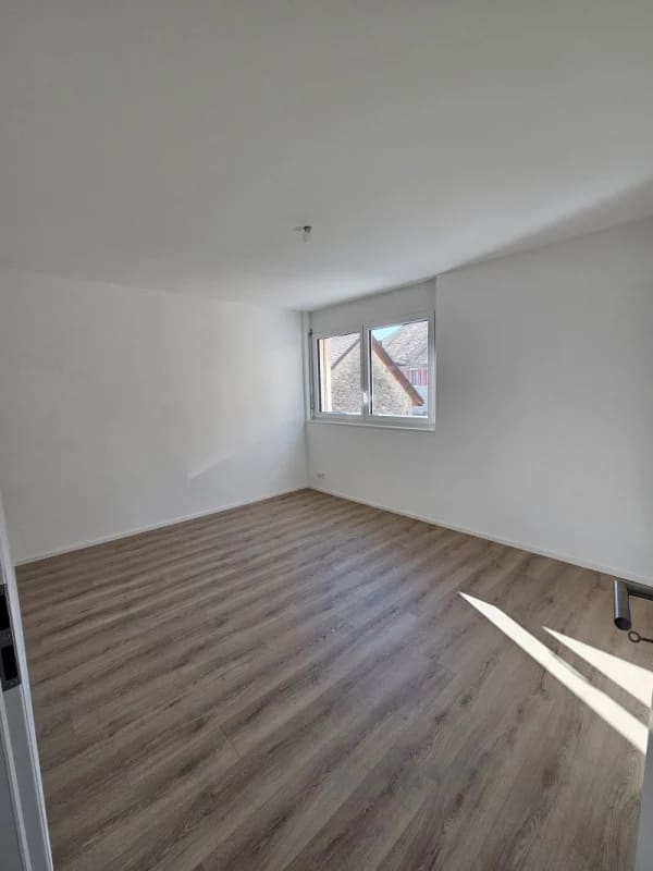 Immobilie in Vuiteboeuf - Appartement de 4.5 piÃ¨ces au 1er Ã©tage - Bild 7
