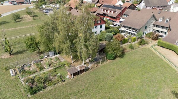 Immobilie in Hettlingen - Charmante 3.5-Zimmer-Dachwohnung mit grosszÃ¼gigem Gartenbereich - Bild 13