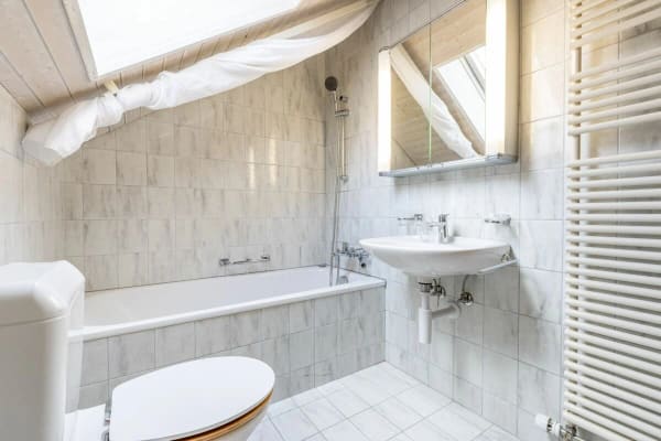 Immobilie in Hettlingen - Charmante 3.5-Zimmer-Dachwohnung mit grosszÃ¼gigem Gartenbereich - Bild 8