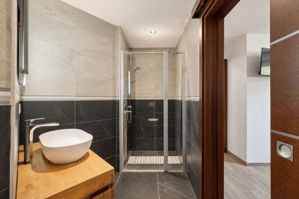 Immobilie in St-léonard - Appartement moderne, au coeur du vieux village - Bild 4