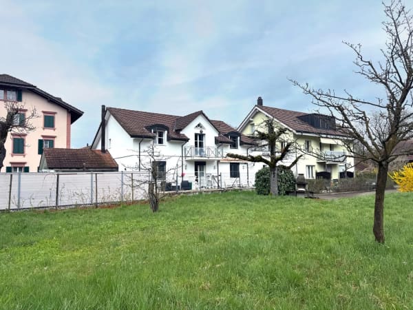 Immobilie in Büsserach - Teilsaniertes Zweifamilienhaus mit Entwicklungspotenzial - Bild 1