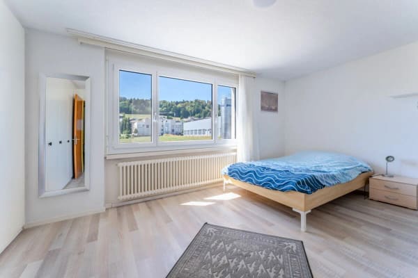 Immobilie in Rickenbach Lu - Sonnigs 5.5-Zemmer-Huus a ruehiger Lag met Abou - Bild 8