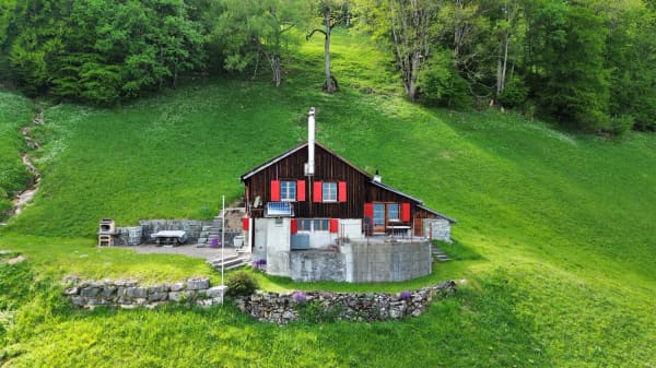 Immobilie in Azmoos - RÃ¼ckzugsoase mit Bergpanorama - Bild 0