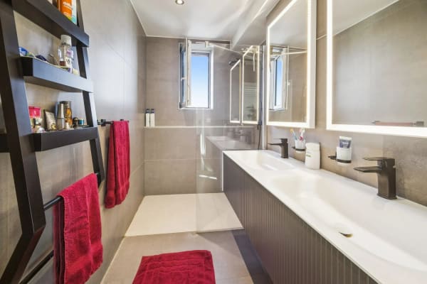 Immobilie in Aclens - Magnifique duplex de 178m2 au coeur du village - Bild 8