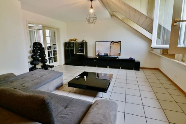 Immobilie in Essertines-sur-yverdon - 4.5 PIÈCES LUMINEUX DANS UN CADRE BUCOLIQUE - PETITE PPE DE 6 LOTS - Bild 2