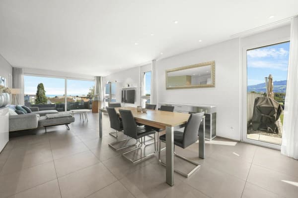 Immobilie in Tübach - Selten in Tübach - 4.5 Zimmer-Whg. mit 220m² Garten, privater Waschküche & Bodenseeblick - Bild 10
