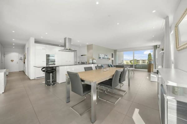 Immobilie in Tübach - Selten in Tübach - 4.5 Zimmer-Whg. mit 220m² Garten, privater Waschküche & Bodenseeblick - Bild 11