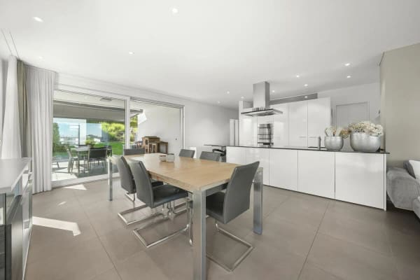 Immobilie in Tübach - Selten in Tübach - 4.5 Zimmer-Whg. mit 220m² Garten, privater Waschküche & Bodenseeblick - Bild 12
