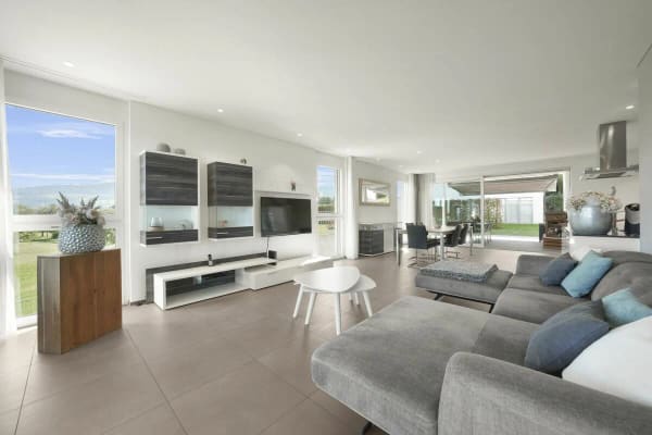 Immobilie in Tübach - Selten in Tübach - 4.5 Zimmer-Whg. mit 220m² Garten, privater Waschküche & Bodenseeblick - Bild 13