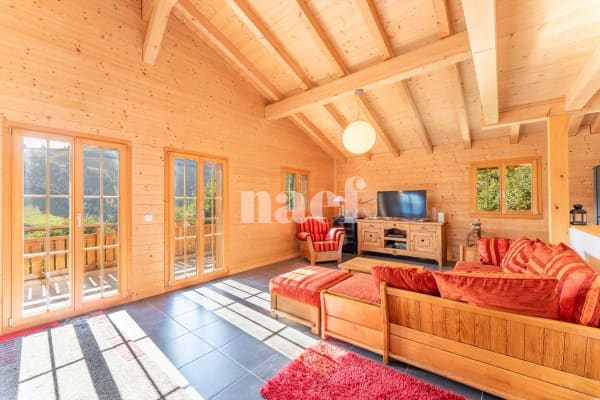 Immobilie in Moléson-sur-gruyères - Chalet soigné dans un cadre d'exception à vendre à Moléson-sur-Gruyères - Bild 2