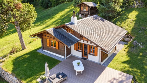 Immobilie in La Tzoumaz - Chalet de 5.5 piÃ¨ces un vÃ©ritable refuge alpin au coeur de La Tzoumaz - Bild 0
