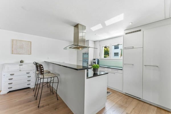 Immobilie in Greppen - Moderne und gepflegte 4.5-Zimmerwohnung mit grosszügiger Sonnenterrasse in Greppen - Bild 5