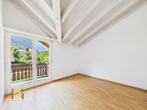 Immobilie in Stalden - Traumhaftes 6.5Zimmer-Reihenhaus mit Terrasse & Balkon - Bild 5