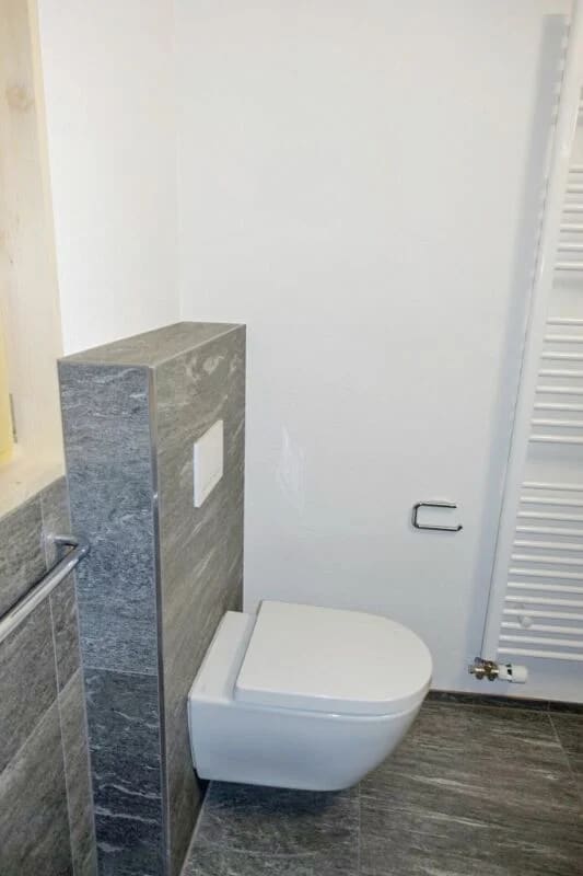 Immobilie in Luven - Zweifamilienhaus mit zwei 4Â½-Zimmer-Wohnungen, Wohnung Nr. 1 - Bild 11