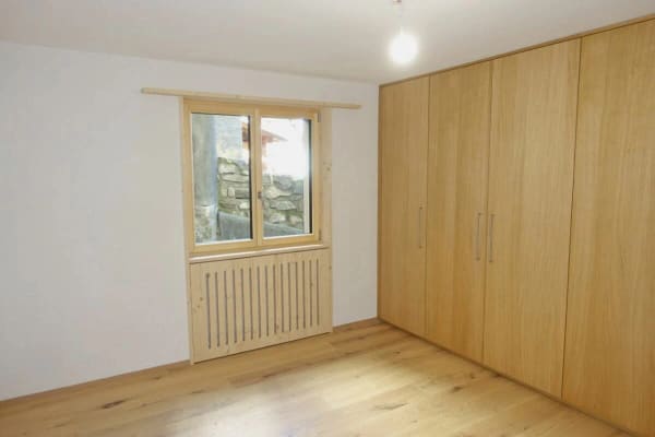 Immobilie in Luven - Zweifamilienhaus mit zwei 4Â½-Zimmer-Wohnungen, Wohnung Nr. 1 - Bild 6