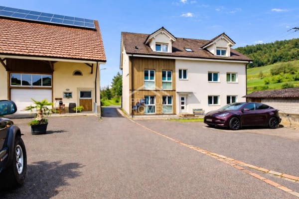 Immobilie in Hornussen - Mehr Platz fürs Leben - frisch renoviert - Bild 1