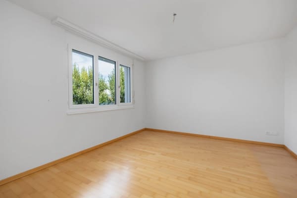 Immobilie in Henggart - Lichtdurchflutete Wohnung an zentraler Lage - Bild 4