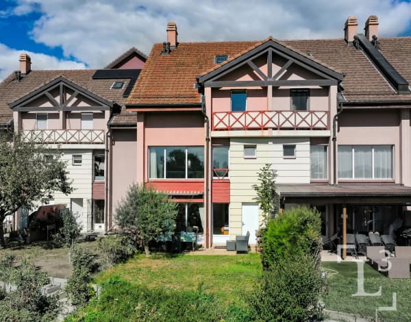 Immobilie in Aubonne - Maison familiale de 5.5 pièces avec jardin - Bild 0