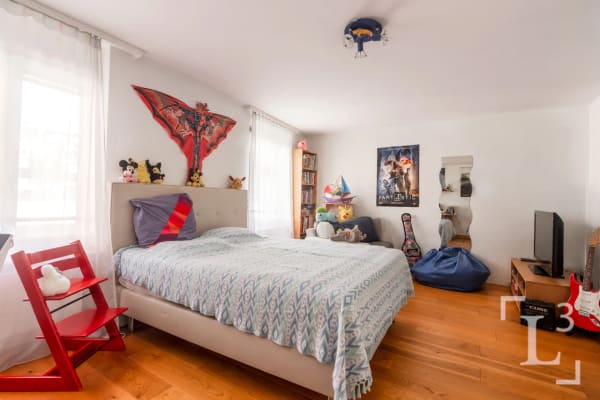 Immobilie in Aubonne - Maison familiale de 5.5 pièces avec jardin - Bild 7