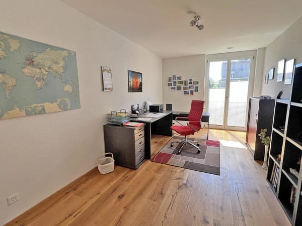 Immobilie in Utzenstorf - Modernes Wohnen mit Minergie-Komfort, grosszügigem Grundriss und idealer Lage - Bild 8