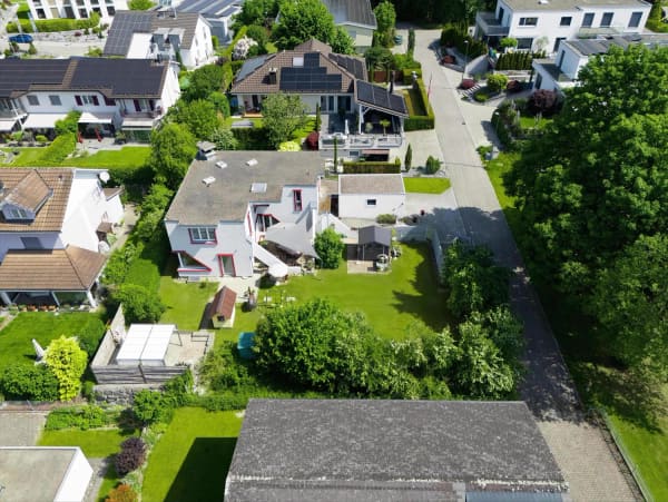 Immobilie in Henau - Markantes 5.5-Zimmer-Einfamilienhaus mit Garage - Bild 1
