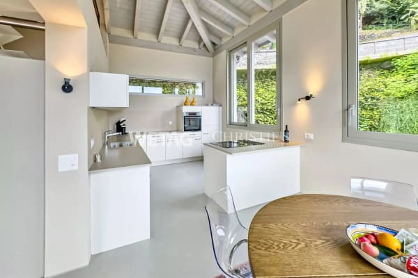 Immobilie in Ronco Sopra Ascona - Ronco sopra Ascona: Moderne Zweifamilienvilla mit zwei Wohnungen & herrlichem Seeblick zu verkaufen - Bild 7