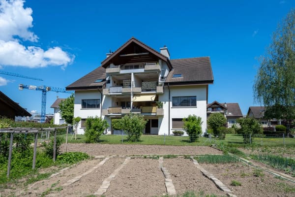 Immobilie in Niederuzwil - GrosszÃ¼gige 4.5-Zimmer-Dachwohnung in Niederuzwil - Bild 3