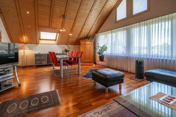 Immobilie in Niederuzwil - GrosszÃ¼gige 4.5-Zimmer-Dachwohnung in Niederuzwil - Bild 9