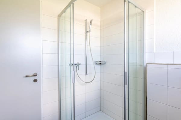 Immobilie in Staffelbach - Moderne 2.5-Zimmer-Wohnung im 1. OG mit Balkon, Staffelbach - Bild 10