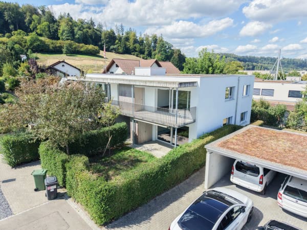 Immobilie in Staffelbach - Moderne 4.5-Zimmer-Wohnung im 1. OG mit Balkon, Staffelbach - Bild 0