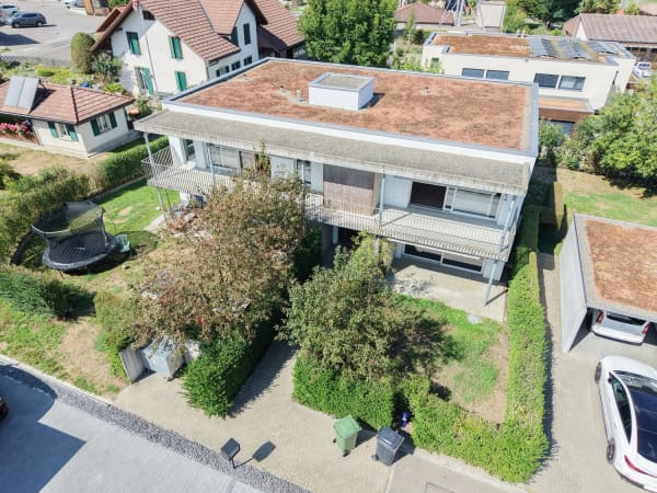 Immobilie in Staffelbach - Moderne 4.5-Zimmer-Wohnung im 1. OG mit Balkon, Staffelbach - Bild 1
