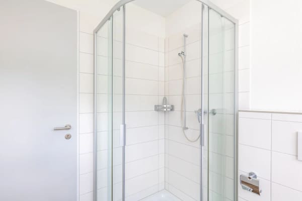 Immobilie in Staffelbach - Moderne 4.5-Zimmer-Wohnung im 1. OG mit Balkon, Staffelbach - Bild 10