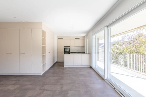Immobilie in Staffelbach - Moderne 4.5-Zimmer-Wohnung im 1. OG mit Balkon, Staffelbach - Bild 4