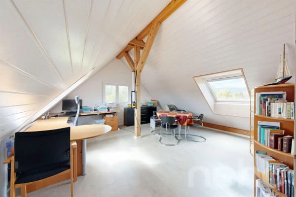 Immobilie in Dotzigen - Aussergewöhnliche 5.5-Zimmer-Maisonette mit Wellnessbereich - Bild 8