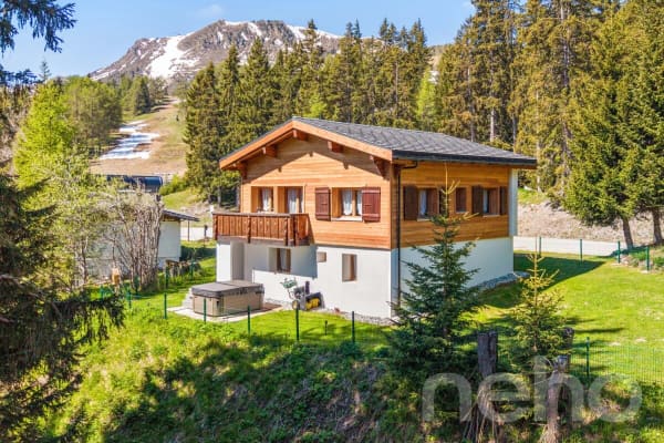 Immobilie in Les Collons - Lumineux chalet avec sauna, jacuzzi et accÃ¨s direct aux pistes de ski - Bild 2