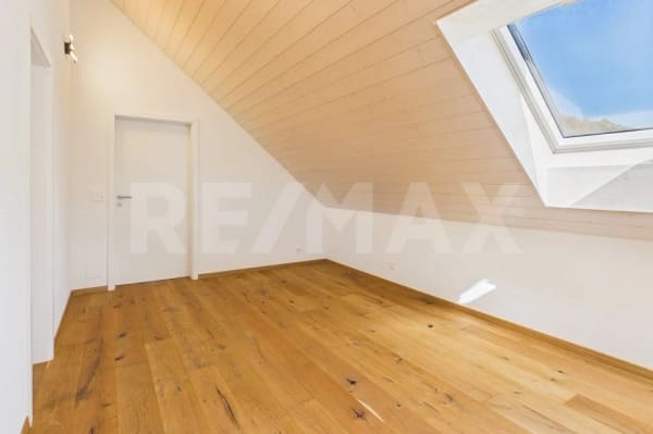 Immobilie in Rümlingen - Kernsaniertes 8-Zimmer-Eigenheim mit viel Raum und Charakter - Bild 3