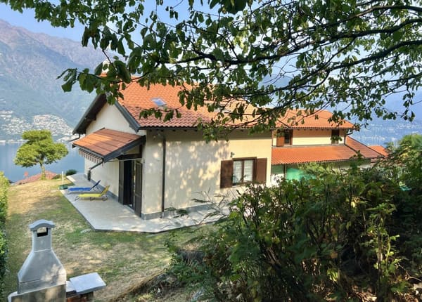 Immobilie in Caviano - ITALIEN - Lago Maggiore, NÃ¤he Schweizer Grenze, DoppelhaushÃ¤lfte mit Seesicht - Bild 0