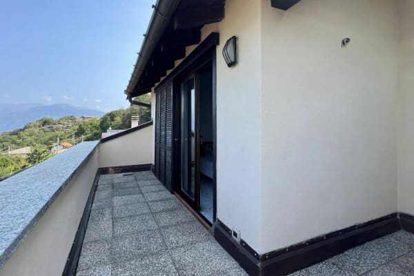 Immobilie in Caviano - ITALIEN - Lago Maggiore, NÃ¤he Schweizer Grenze, DoppelhaushÃ¤lfte mit Seesicht - Bild 21