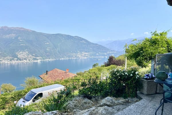Immobilie in Caviano - ITALIEN - Lago Maggiore, NÃ¤he Schweizer Grenze, DoppelhaushÃ¤lfte mit Seesicht - Bild 6