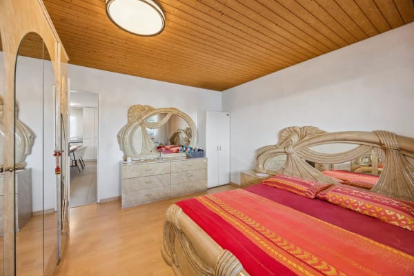 Immobilie in Oberentfelden - Attraktive 4.5-Zimmer-Wohnung im obersten Geschoss mit Lift und neuer Küche - Bild 9