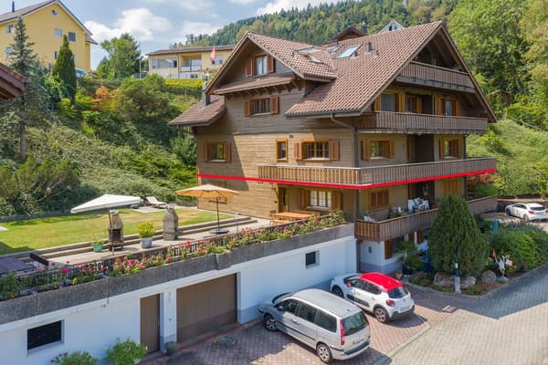 Immobilie in Meierskappel - 5.5-Zimmer Bijou mit grosser WohnkÃ¼che an idyllischer Lage mit Seesicht - Bild 0