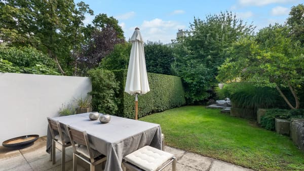 Immobilie in Oberrieden - GemÃ¼tliches 5.5 Zimmer-Reihenmittelhaus mit Garten und zwei Sonnenterr - Bild 4