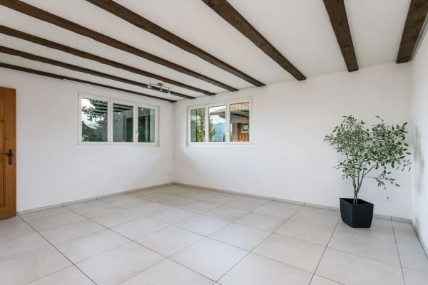 Immobilie in Meierskappel - 2-Familien Chalet mit 6.5 bis 7.5 und 2.5-Zimmer Wohnung, teils mit Seesicht - Bild 31