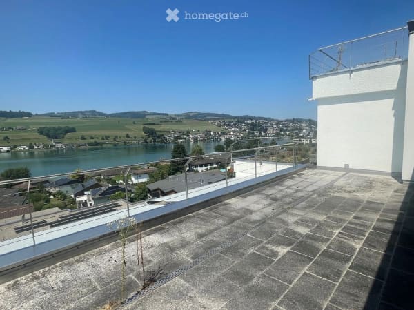 Immobilie in Küssnacht Am Rigi - Attikawohnung mit Terrasse und Dachgarten - Bild 2