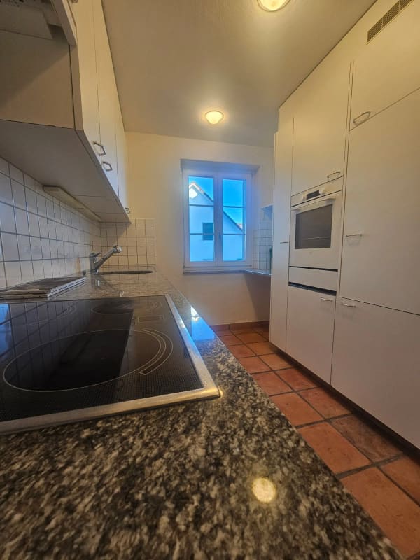 Immobilie in Neerach - 3.5-Zimmer-Wohnung mit schöner Aussicht im steuergünstigen Neerach - Bild 2
